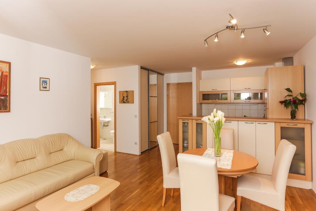 Apartment Larissa Dubrovnik Exterior photo